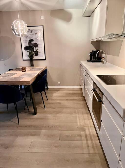 Tjuvholmen / Aker Brygge - Most Expensive Area In Oslo! Apartment Luaran gambar